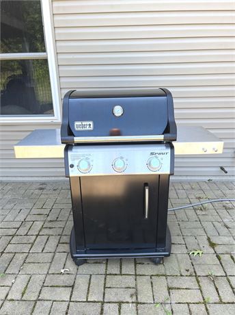 Weber 3-Burner Spirit Natural Gas Grill