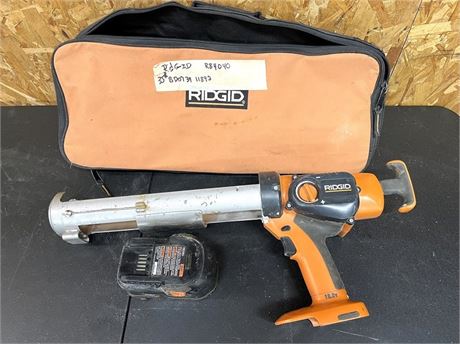 RIDGID 18V Cordless 10 oz. Caulk Gun and Adhesive Gun