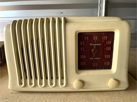 1940s Firestone Air Chief Radio
