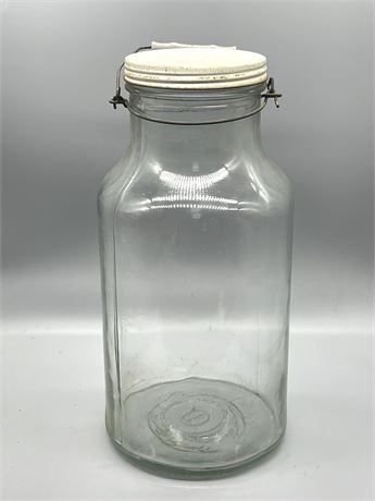 Douglas Glass Jar with Handle