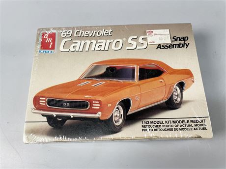 SEALED AMT '69 Chevrolet Camaro SS