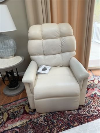Golden Cirrus Leather Lift Chair