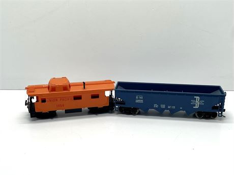 Lionel H.O. Train Union Pacific and BM Coal Car