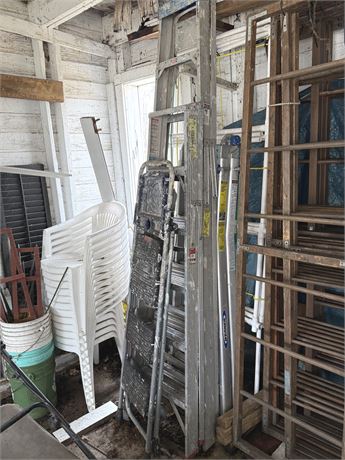 Various sized Ladders (4 total)
