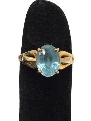 14k Yellow Gold Blue Topaz Ring