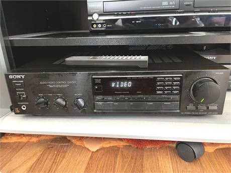 Sony FM-AM Receiver