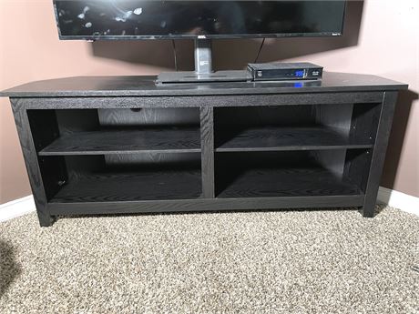 TV Stand Lot 2