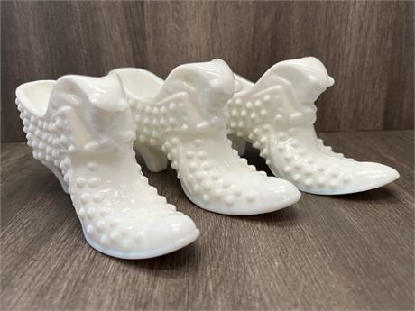 Fenton Milk Glass Cat Head Slipper Shoes