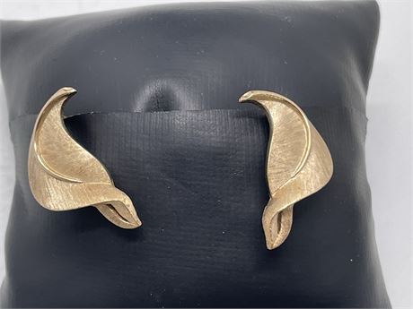 Trifari Crown Artistic Leaf Earrings