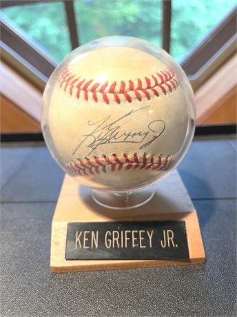 Ken Griffey Jr. Signed Baseball