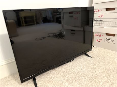 Vizio 32" LED 1080p TV