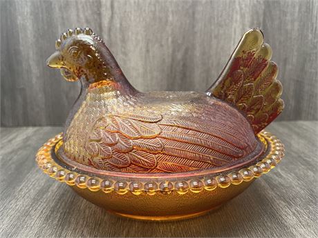 Indiana Glass Amberina Hen on Nest