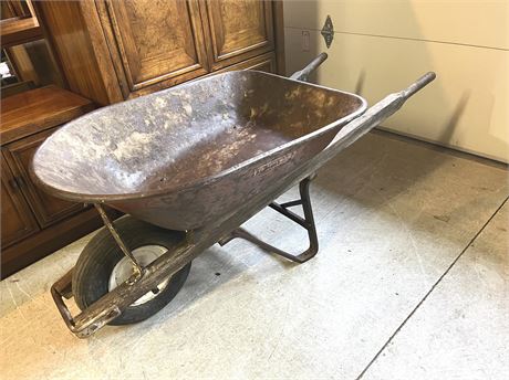 Heavy Duty Craftsman Wheelbarrow