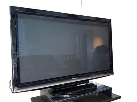 Panasonic 46" G10 Series 1080p THX Television