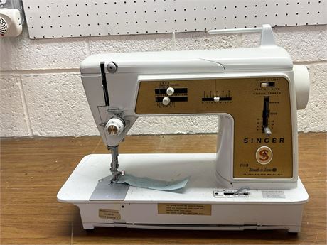 Singer Sewing Machine Model 620