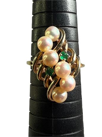 14kt Yellow Gold Emerald Pearl Ring