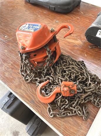 1/2 Ton Chain Hoist