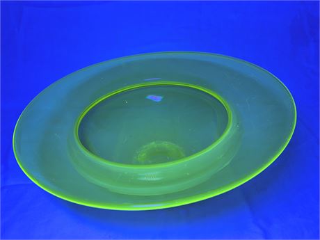 Large 12" Vintage Uranium Glass Serving Bowl