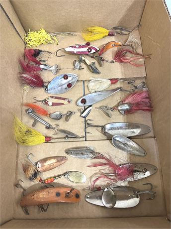 Vintage Fishing Lures Lot 3