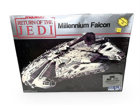 1983 SEALED MPC Star Wars Return of the Jedi Millennium Falcon Model Kit