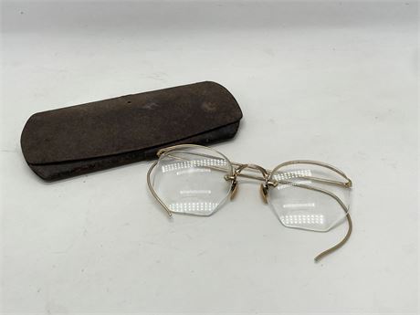 Antique Glasses - Lot 1