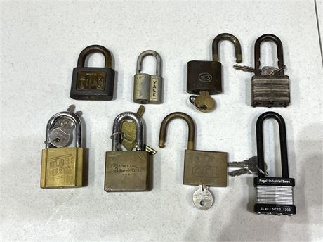 Vintage Locks w/ Keys