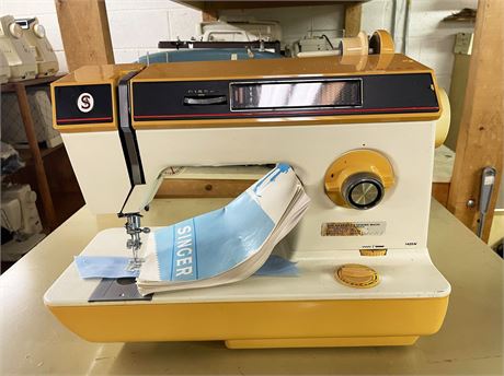 Singer Sewing Machine Model 1425N