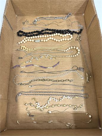 Costume Jewelry Lot 5