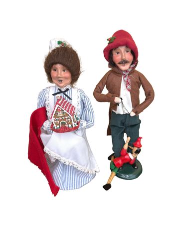 Byer's Choice Caroler Figures Lot 17