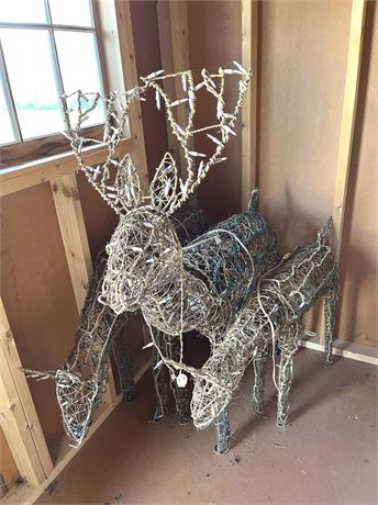 Christmas Light up Deer Yard D�cor