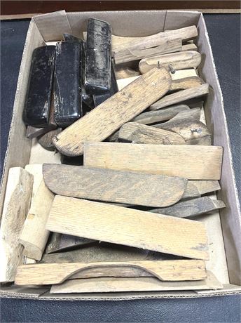 Assorted Wood Moulding/Parts