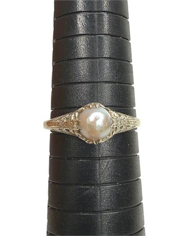 14kt White Gold Pearl Ring