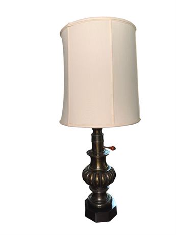 Vintage Stiffel Brass Table Lamp