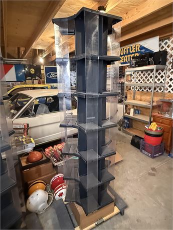 Rotating Display Shelf