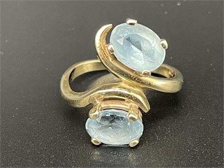 14k Gold & Aquamarine Ring