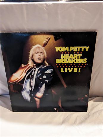 Tom Petty "Pack up the Plantation - Live!"