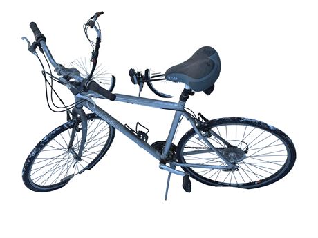 Trek 7000 Aluminum Hybrid Bike