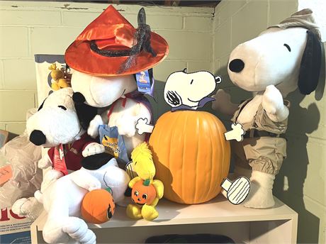 Snoopy Plush Lot