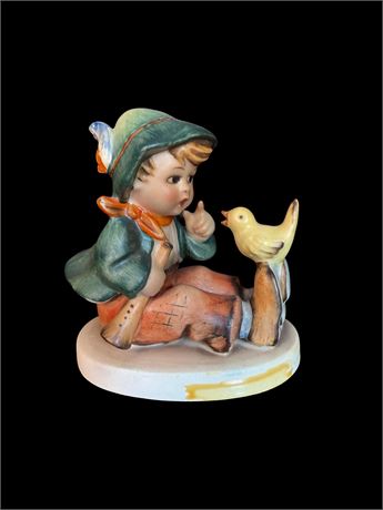 Goebel Hummel Figurine "Singing Lesson"