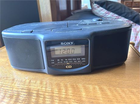 Sony FM/AM CD Clock Radio