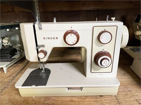 Singer Sewing Machine Model 5107