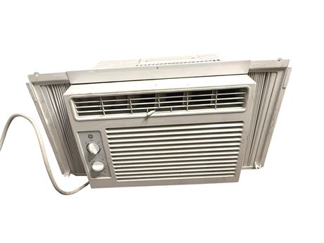 GE 5,000 BTU Window Air Conditioner