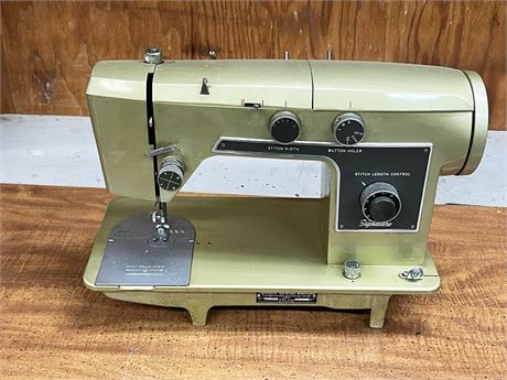 Wards Signature Sewing Machine