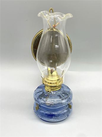 Small Oil Lamp with Reflector