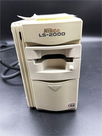 Nikon LS 2000 Scanner