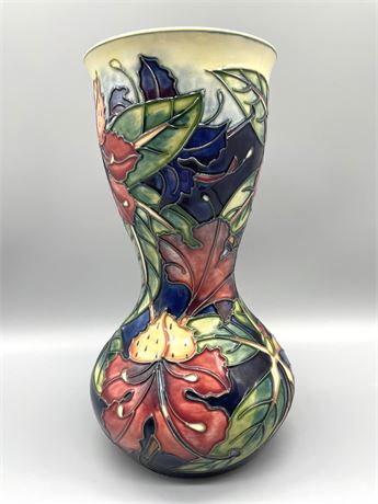 Moorcraft Simeon Vase