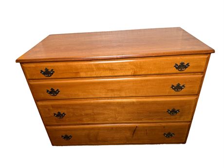 Jamestown Table Co. Taylor Made Maple Dresser