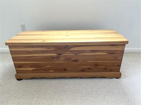 Lane Cedar Chest