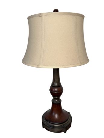 Modern Style Distressed Table Lamp
