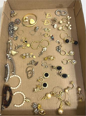 Costume Jewelry Lot 7